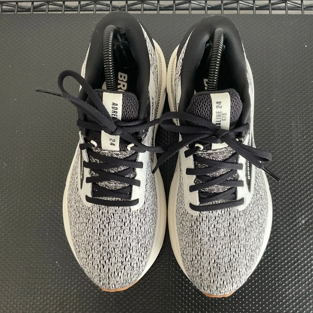 Brooks Adrenaline GTS 24 Womens Running Shoes Grey Black 1204261B132 Size 8.5